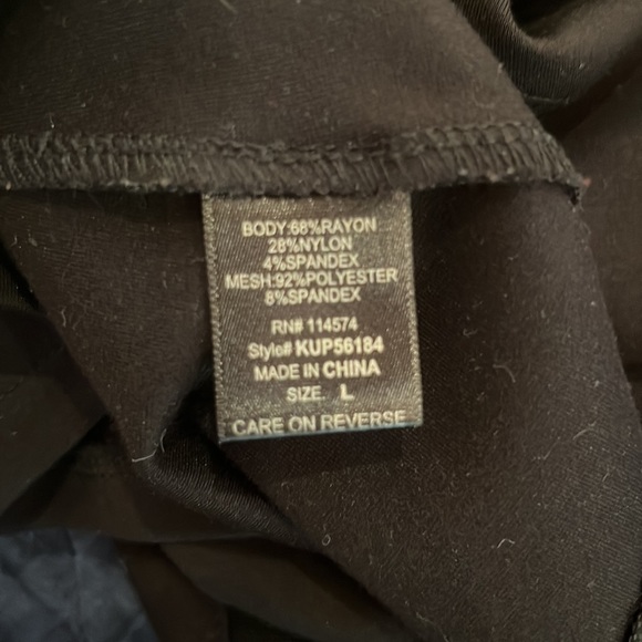 Ro & De Mesh cut out top - Picture 4 of 4